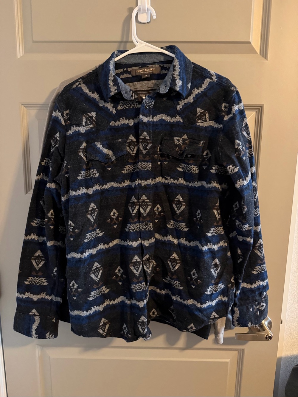 Men’s Pearl Snap Shirt